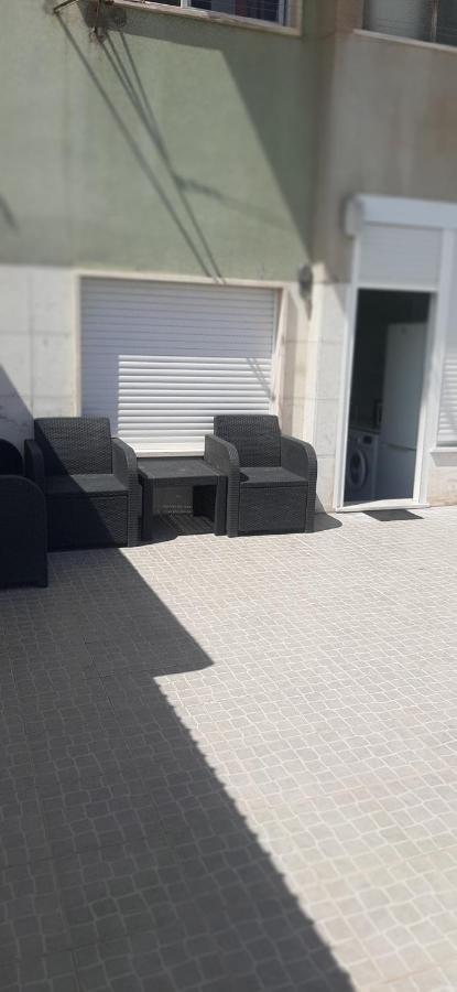 Minimalist Apartment Located Near Belem Lisboa Exterior foto